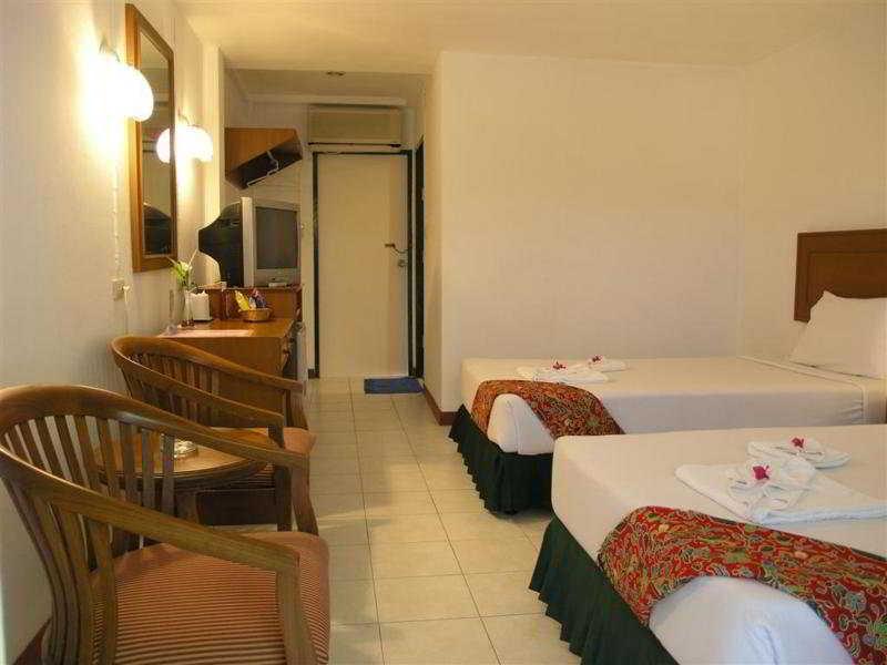 Kamala Beach Inn Phuket Luaran gambar