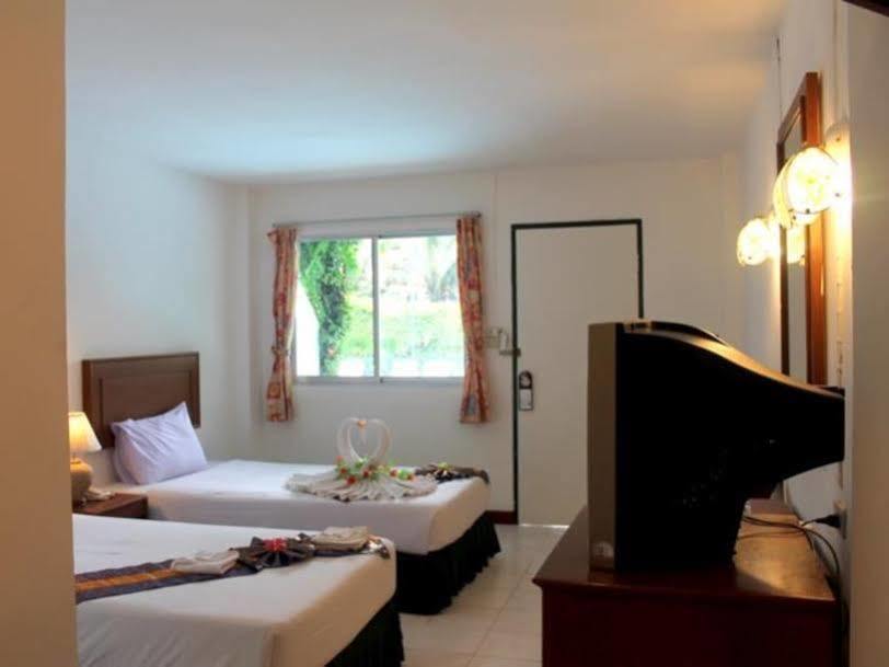 Kamala Beach Inn Phuket Luaran gambar